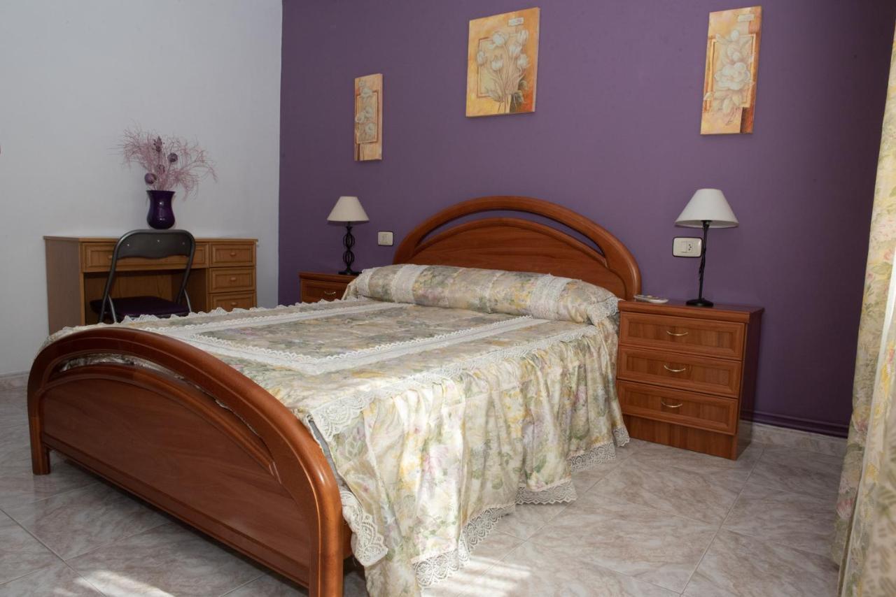 Piso Cerca De La Playa Apartment Camelle Bagian luar foto